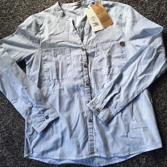 Pinstripe Blue & White Button Down NWT - Picture 2 of 7